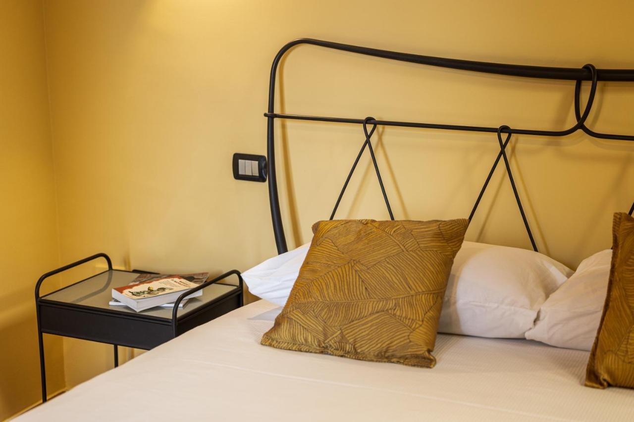 Sebeto Duomo Apartment Naples Luaran gambar
