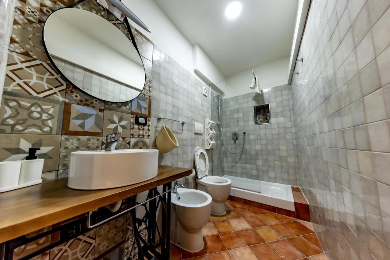 Sebeto Duomo Apartment Naples Luaran gambar